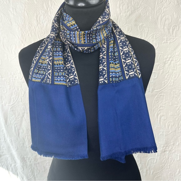 Lanvin Paris Oblong Fine Wool Print Scarf - Picture 4 of 10